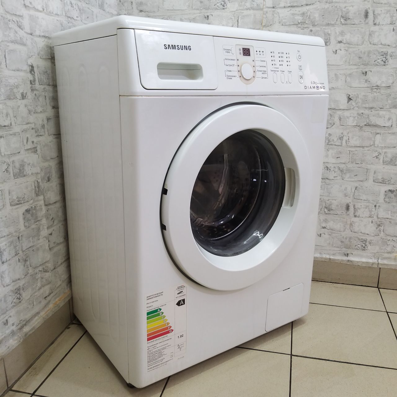 SAMSUNG Diamond WF-E592NMW (3)