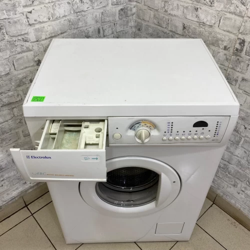 Electrolux EWS 1046 (4)