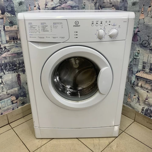 Indesit WISN 82 (CSl)