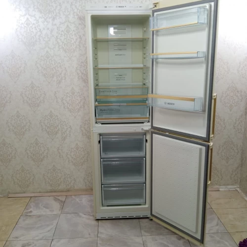 Bosch KGN39AK18R/01 (4)