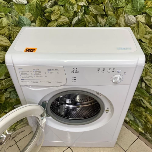 Indesit WIUN 81 (CSI) (4)