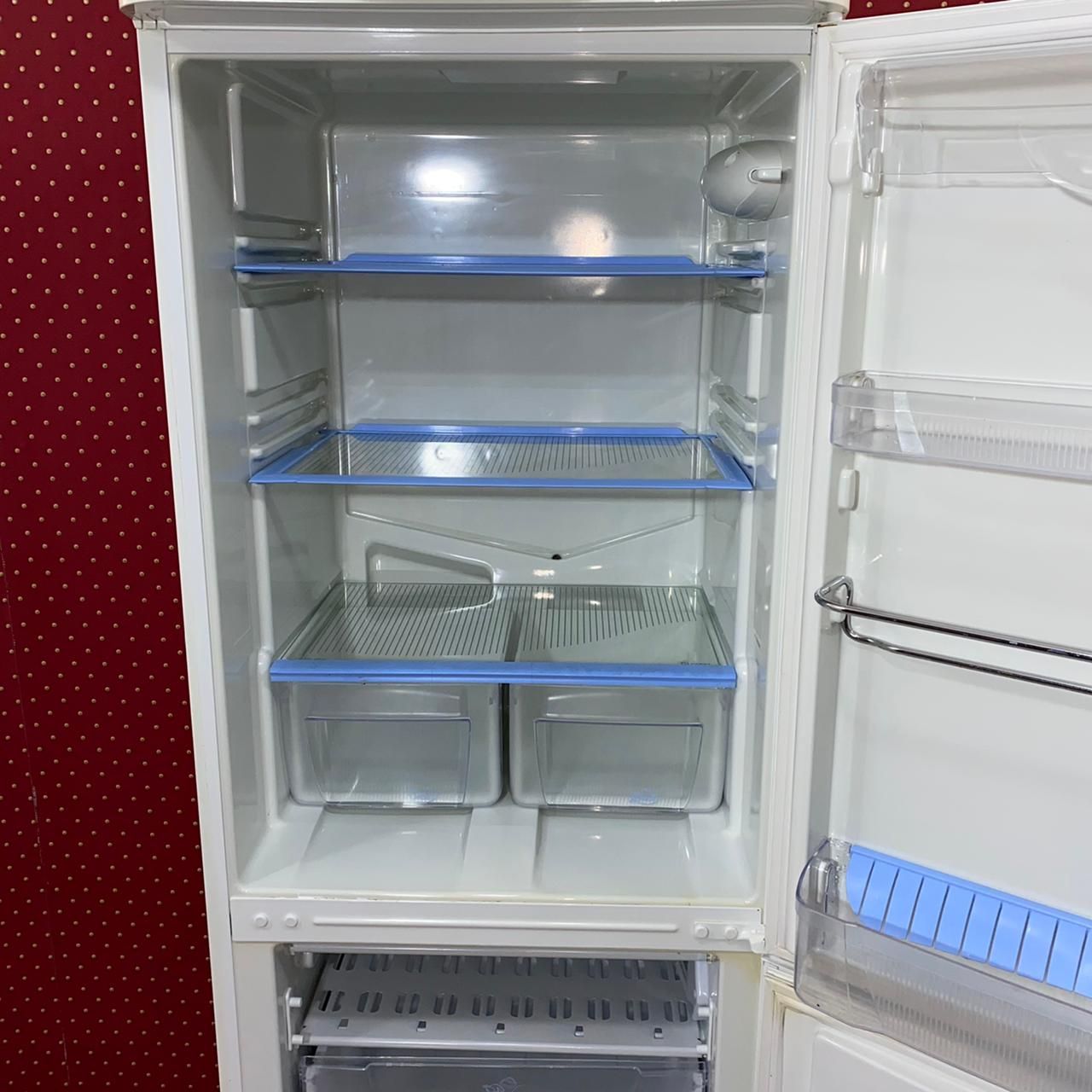 Холодильник Indesit Вариант 1) (5)