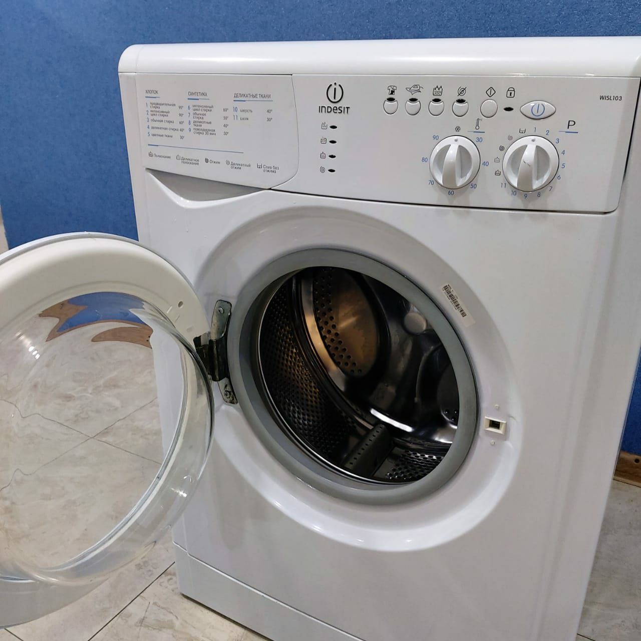 Indesit WISL 103 (CIS) (4)