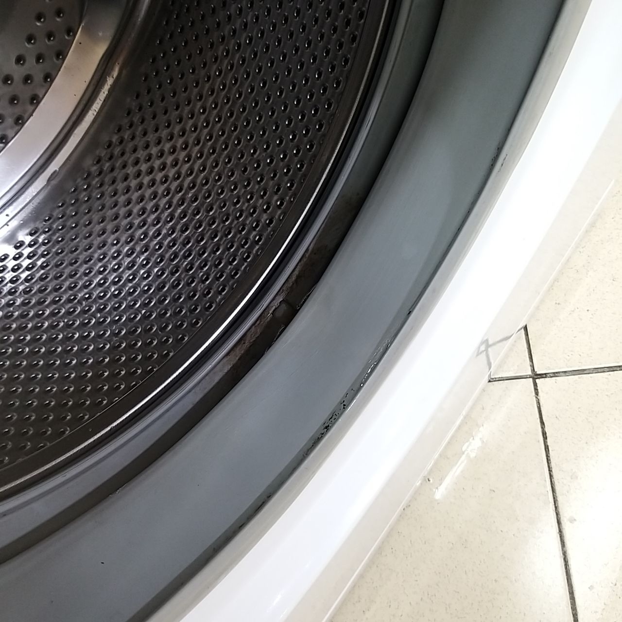 Indesit WIN 82 (4)
