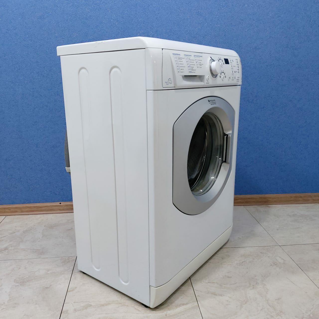 Hotpoint Ariston ARSL 105 (3)