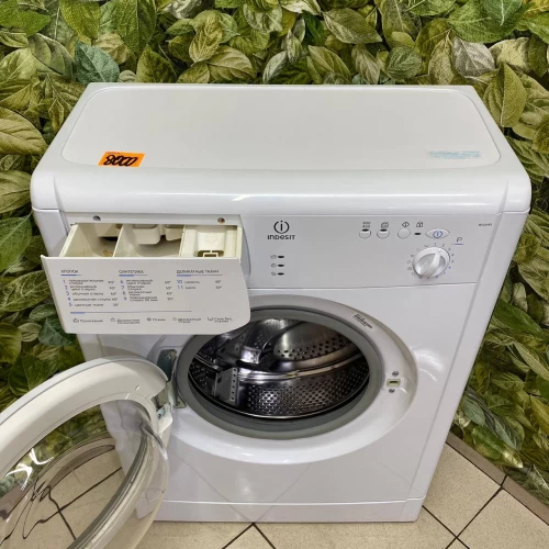 Indesit WIUN 81 (CSI) (5)