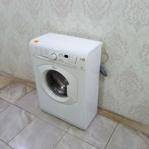 Hotpoint Ariston ARUSF 105 (2)