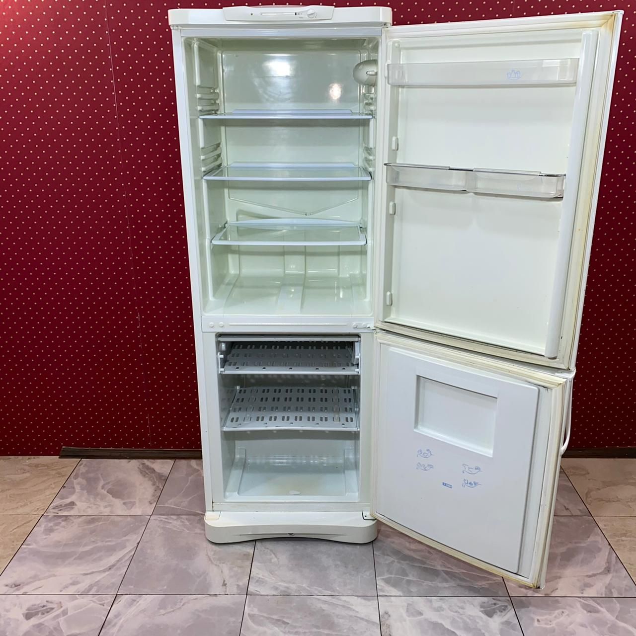 Indesit C132G.016 (5)