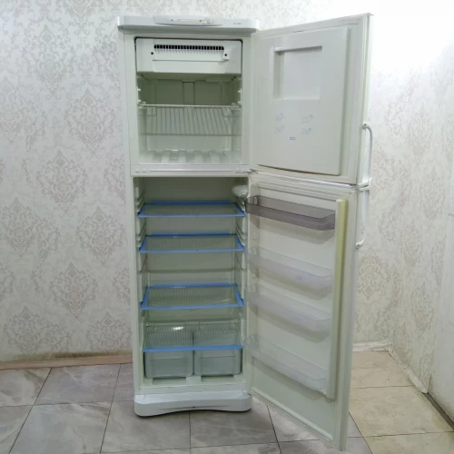 Indesit R36NFG 016 (4)